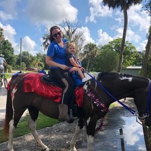 Meet your Posher, Christina